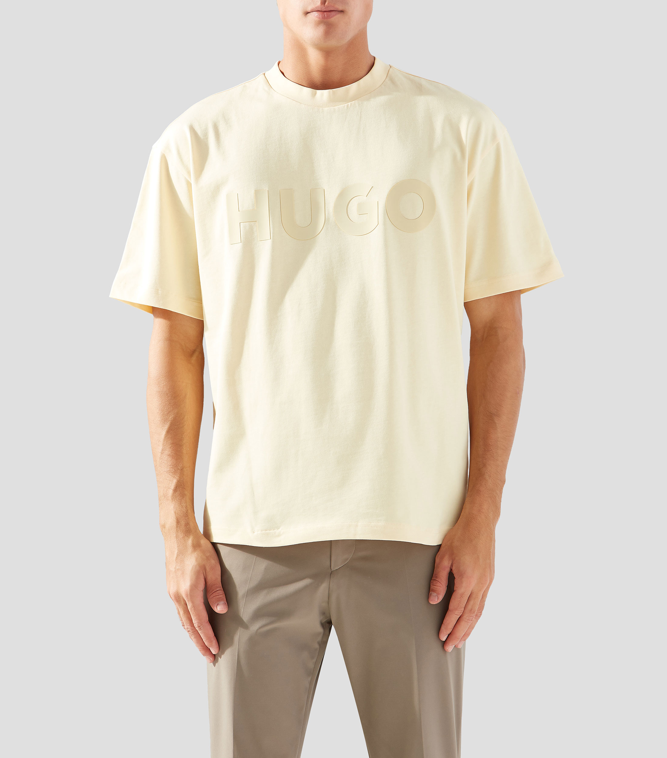 Playera de cuello redondo y manga corta Hombre